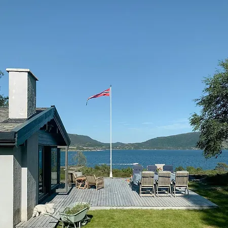 Enjoy Outstanding Fjord View In Vestlandet *