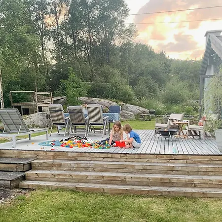 Enjoy Outstanding Fjord View In Vestlandet *